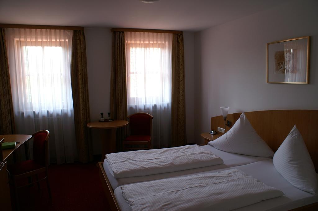 Scharmerhof Hohenbrunn Buitenkant foto