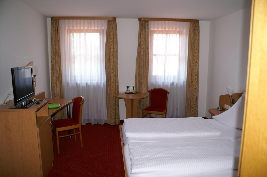 Scharmerhof Hohenbrunn Buitenkant foto